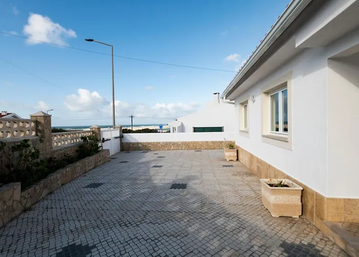 Casa Da Luz - Refugio De Sonho Surfistas Casal do Narcizo