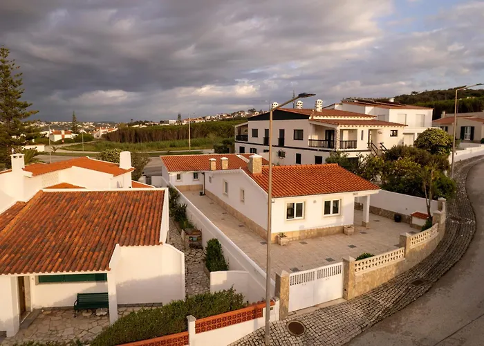 Casa Da Luz - Refugio De Sonho Surfistas Casal do Narcizo