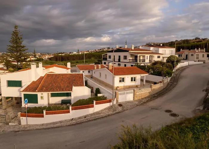 Casa Da Luz - Refugio De Sonho Surfistas Casal do Narcizo